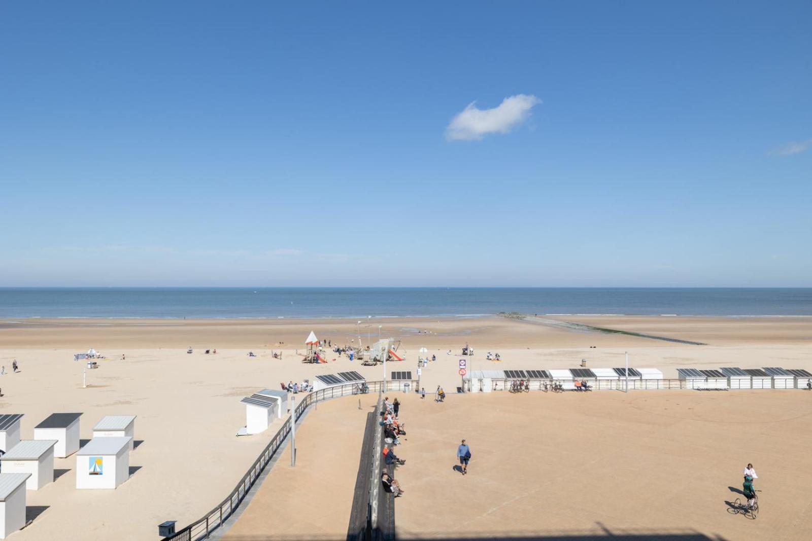 Modern Family With Amazing Seaview And Infrared Sauna T52 Ostende